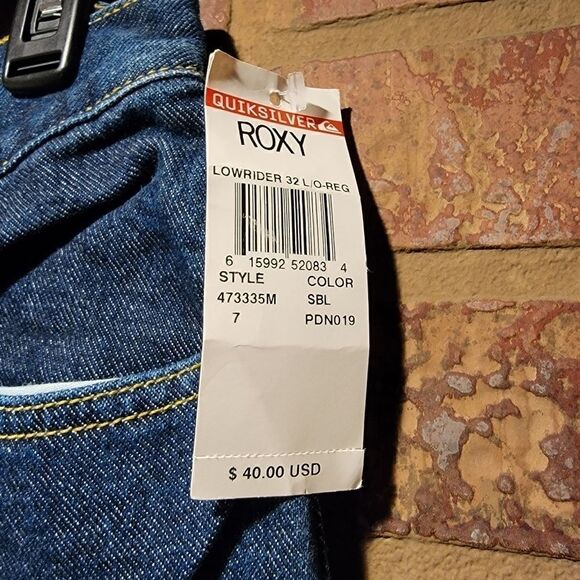 Roxy/Quicksilver Lowrider Flare Jeans NWT - Picture 4 of 6